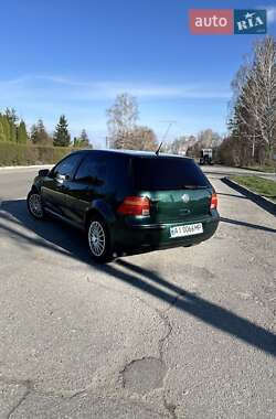 Хетчбек Volkswagen Golf 1999 в 