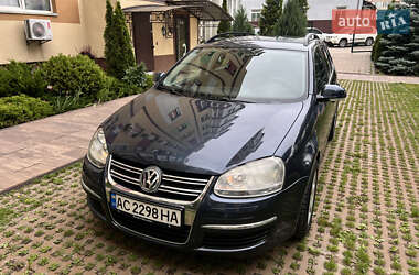 Универсал Volkswagen Golf 2009 в Киеве