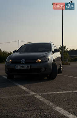 Универсал Volkswagen Golf 2011 в Черновцах