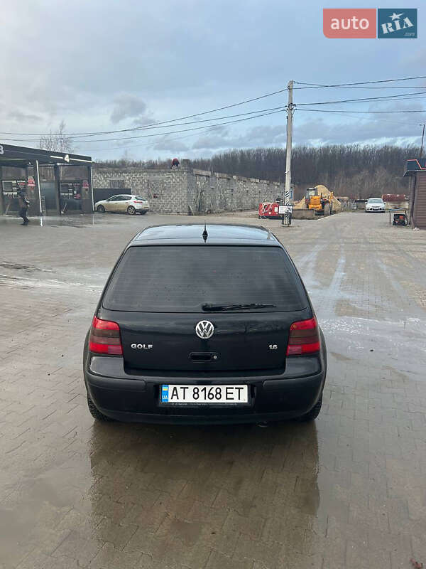 Хетчбек Volkswagen Golf 2000 в Івано-Франківську