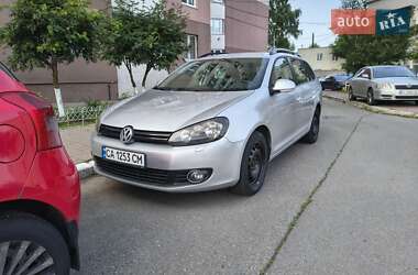 Универсал Volkswagen Golf 2011 в Киеве
