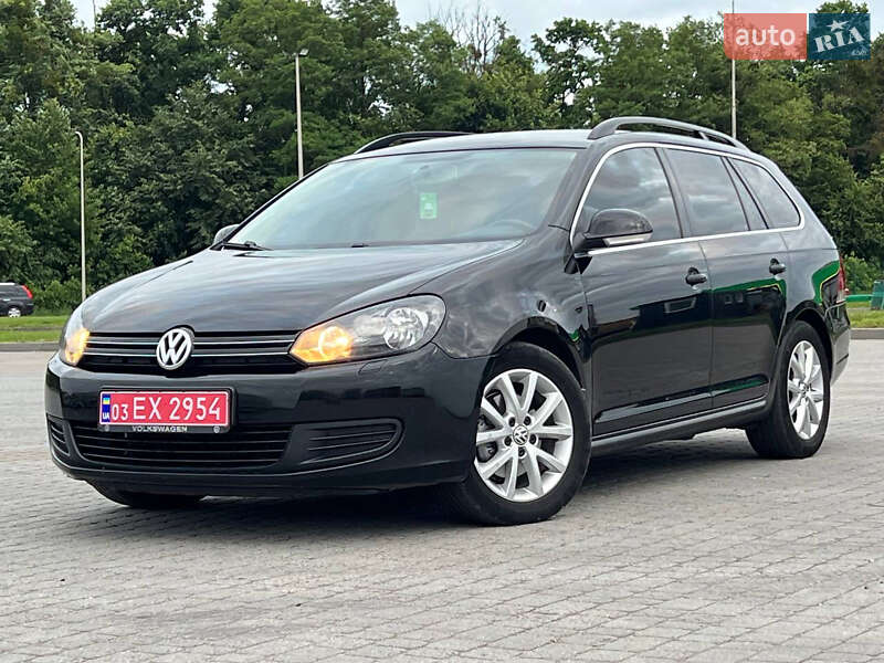 Універсал Volkswagen Golf 2011 в Радивиліві