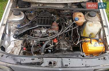 Хэтчбек Volkswagen Golf 1987 в 