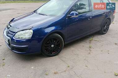 Универсал Volkswagen Golf 2007 в Ровно