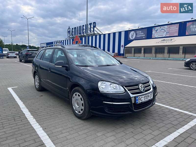 Универсал Volkswagen Golf 2009 в 