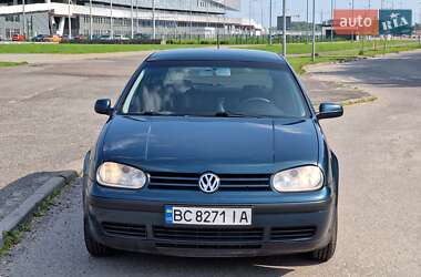 Хэтчбек Volkswagen Golf 2002 в Львове
