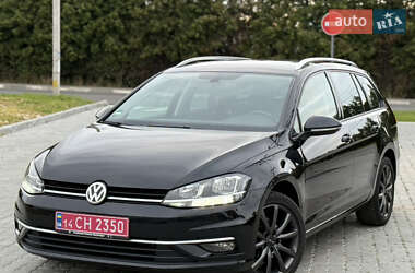 Універсал Volkswagen Golf 2018 в Львові