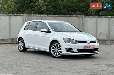 Хэтчбек Volkswagen Golf 2014 в 