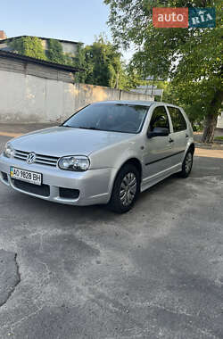 Хэтчбек Volkswagen Golf 1998 в Городке
