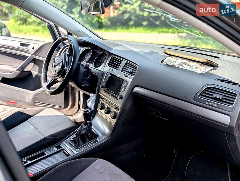 Универсал Volkswagen Golf 2013 в Каменском фото 10 Универсал Volkswagen Golf 2013 в Каменском