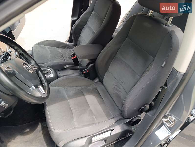 Універсал Volkswagen Golf 2010 в Запоріжжі