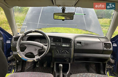 Хэтчбек Volkswagen Golf 1994 в 