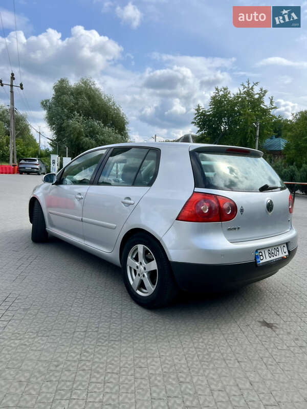 Хетчбек Volkswagen Golf 2006 в Полтаві