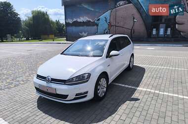 Универсал Volkswagen Golf 2015 в 