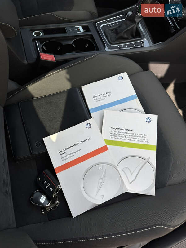 Хетчбек Volkswagen Golf 2013 в Стрию