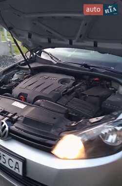 Універсал Volkswagen Golf 2011 в Луцьку