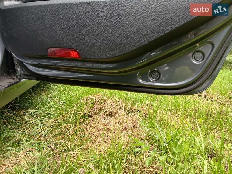 Універсал Volkswagen Golf 2009 в Вінниці