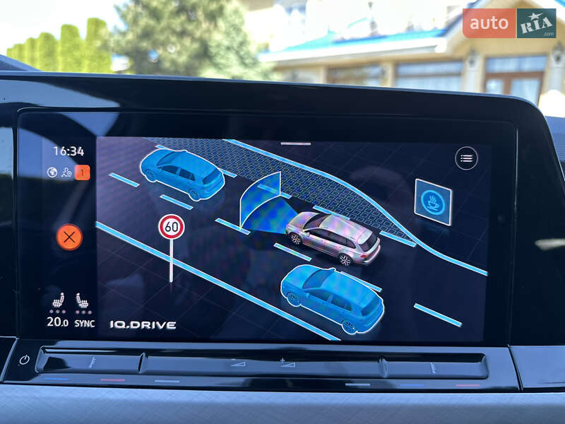 Универсал Volkswagen Golf 2021 в Калуше