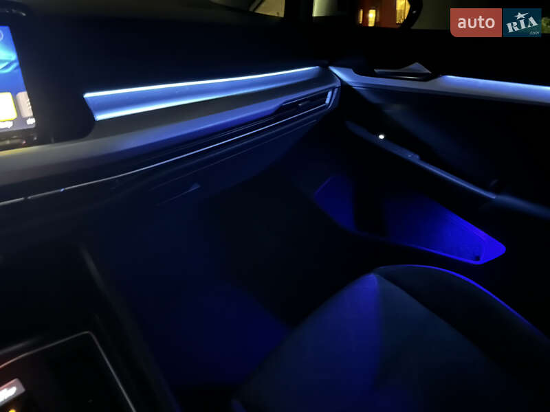 Универсал Volkswagen Golf 2021 в Калуше