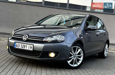Хэтчбек Volkswagen Golf 2010 в Мукачево