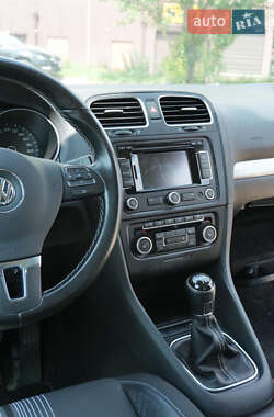 Универсал Volkswagen Golf 2013 в 