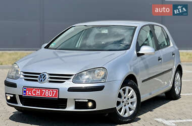 Хетчбек Volkswagen Golf 2004 в Івано-Франківську