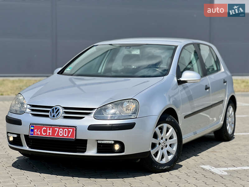 Volkswagen Golf 2004