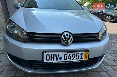 Универсал Volkswagen Golf 2010 в Краснограде