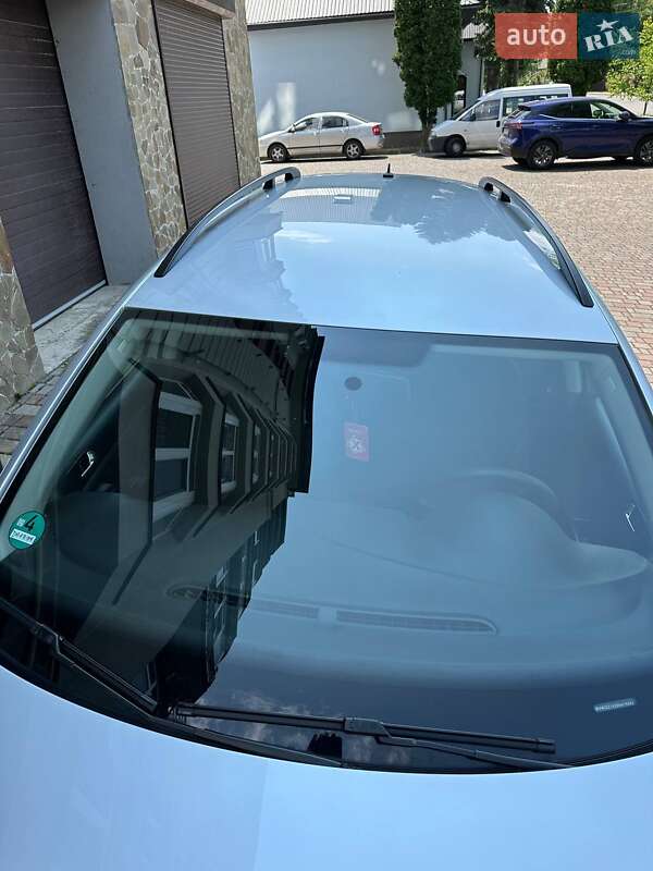 Універсал Volkswagen Golf 2010 в Краснограді