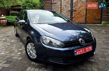 Хэтчбек Volkswagen Golf 2009 в Полтаве