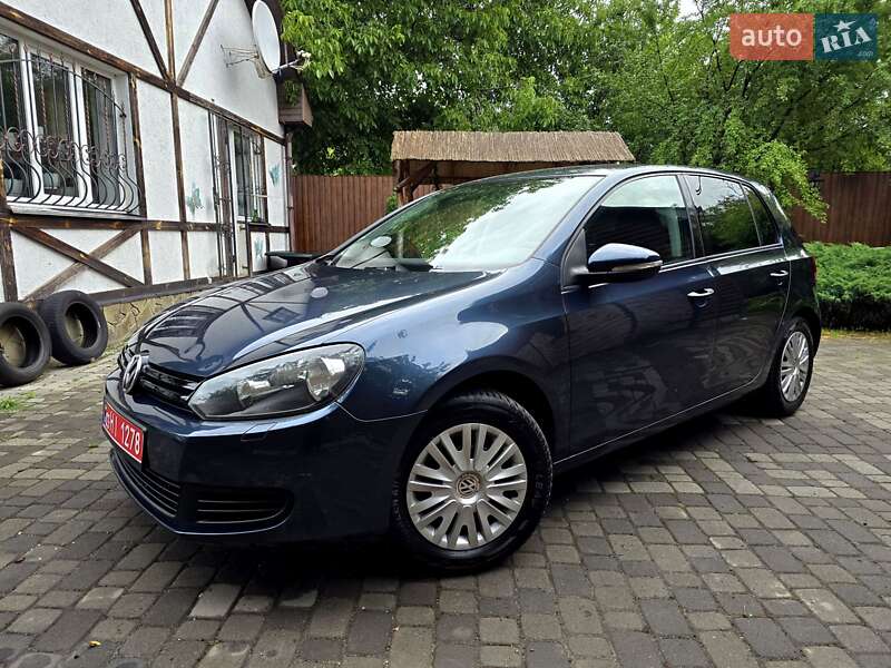Хетчбек Volkswagen Golf 2009 в Полтаві