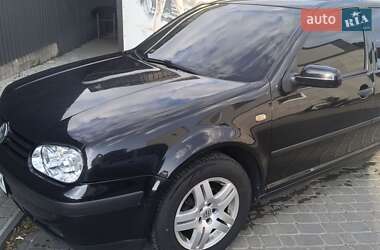 Хэтчбек Volkswagen Golf 2001 в Тульчине