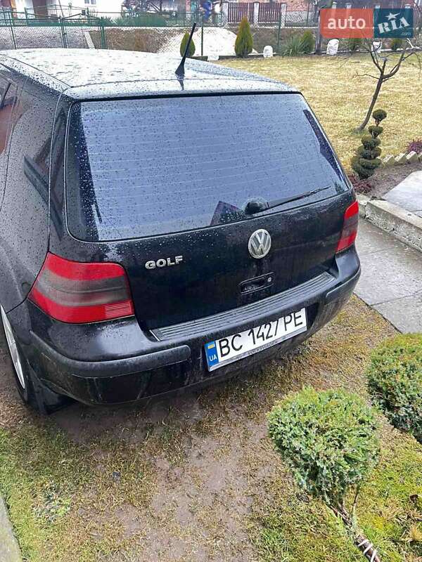 Volkswagen Golf 2000