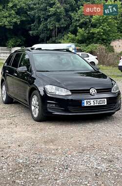 Универсал Volkswagen Golf 2015 в Чернигове