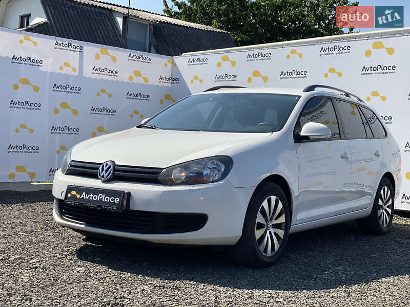 Универсал Volkswagen Golf 2011 в Луцке