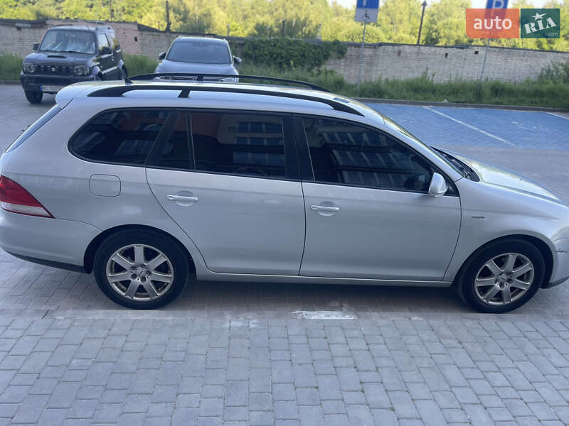 Універсал Volkswagen Golf 2008 в Львові
