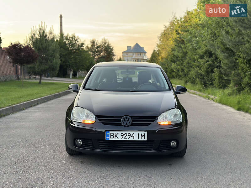 Volkswagen Golf 2005