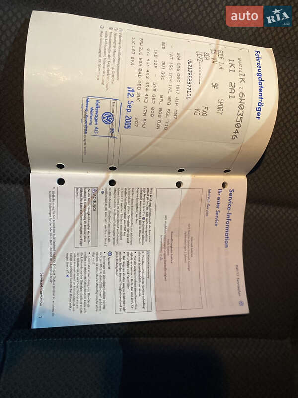 Хетчбек Volkswagen Golf 2005 в Рівному