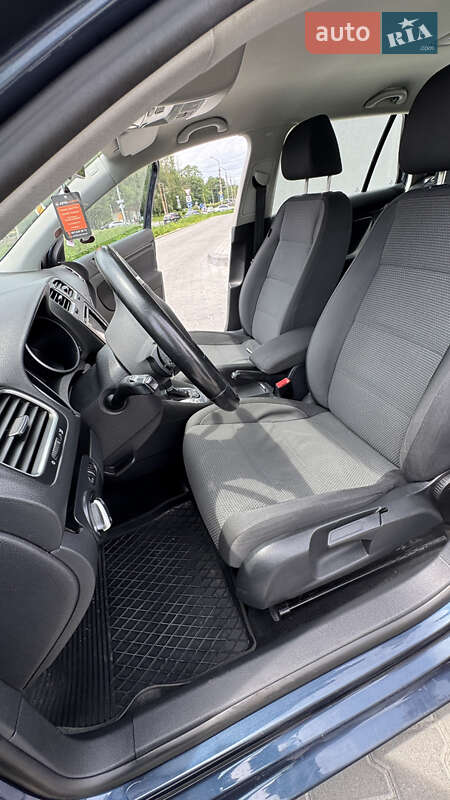 Універсал Volkswagen Golf 2009 в Тернополі