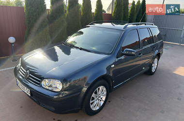 Универсал Volkswagen Golf 2004 в 