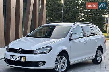 Універсал Volkswagen Golf 2012 в Луцьку