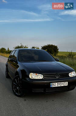 Хетчбек Volkswagen Golf 1997 в Тернополі