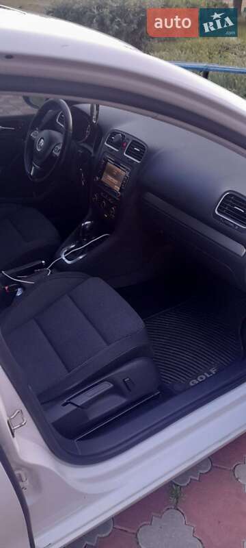 Хетчбек Volkswagen Golf 2013 в Добровеличківці