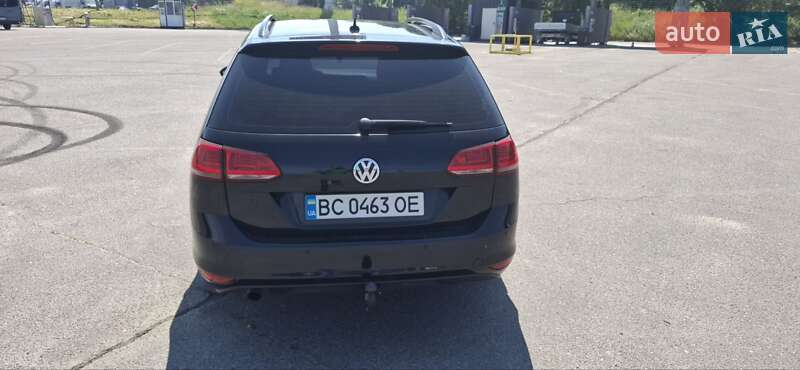 Універсал Volkswagen Golf 2015 в Львові