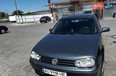 Універсал Volkswagen Golf 2001 в Мукачевому