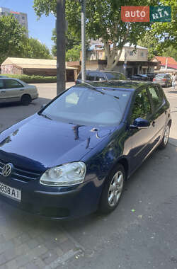 Хетчбек Volkswagen Golf 2004 в Одесі
