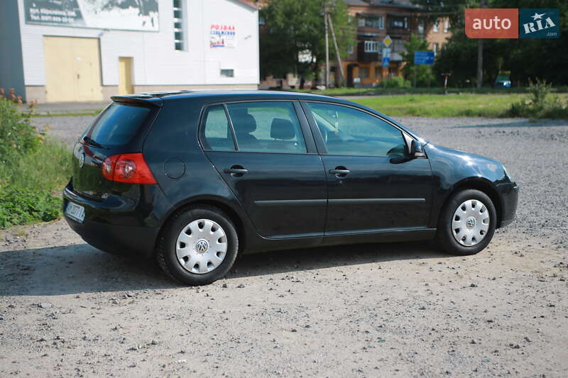 Хетчбек Volkswagen Golf 2003 в Бердичеві