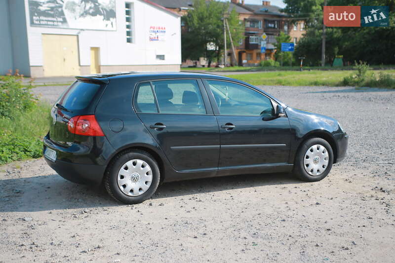 Хетчбек Volkswagen Golf 2003 в Бердичеві