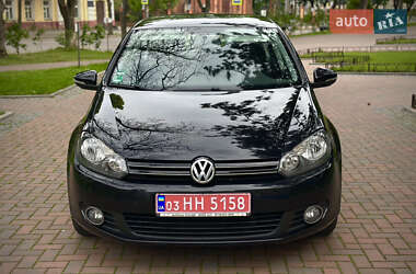 Хетчбек Volkswagen Golf 2009 в Сумах