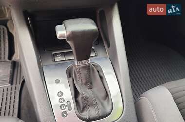 Хэтчбек Volkswagen Golf 2008 в 